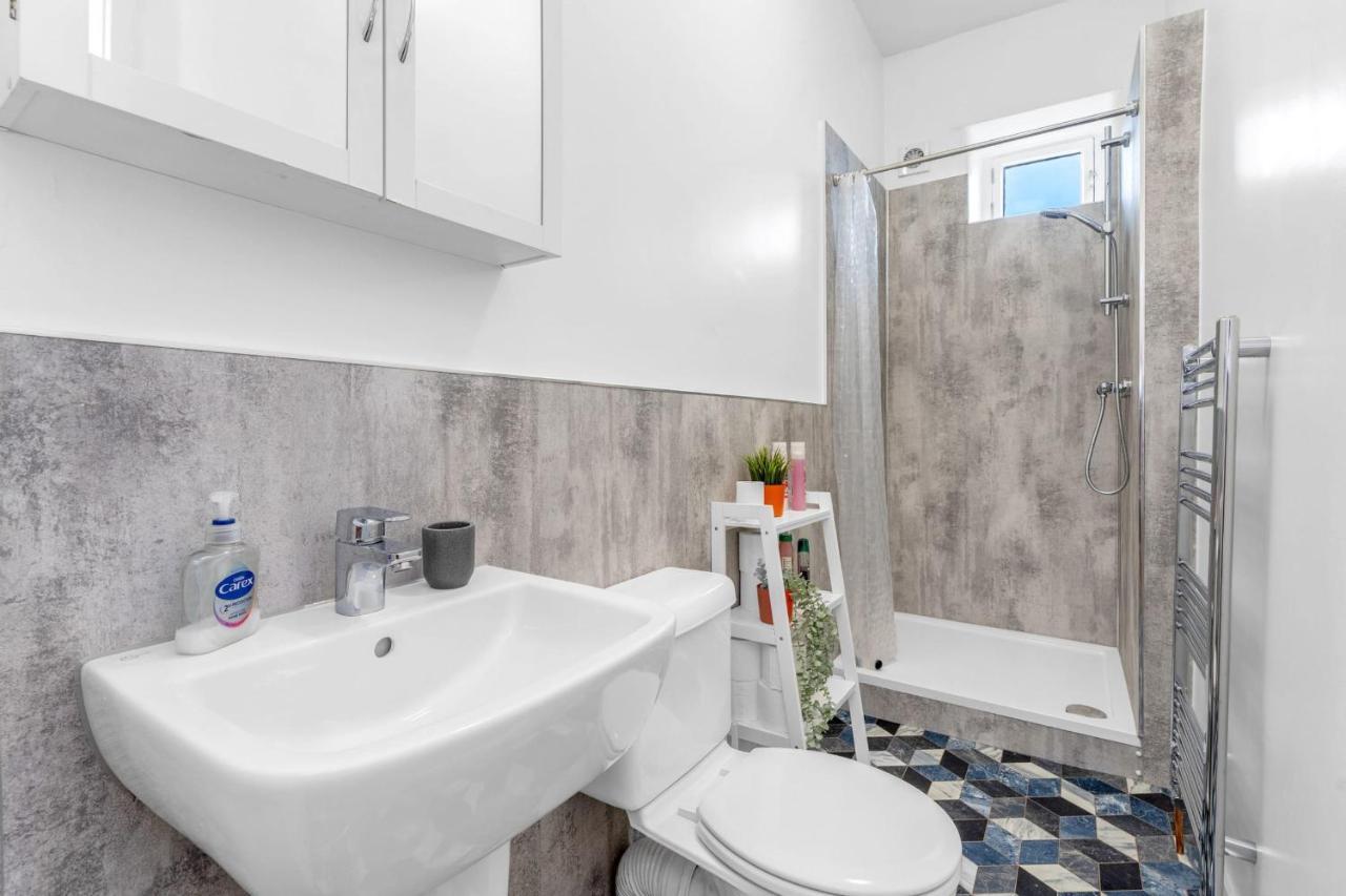 Bright And Quiet Edinburgh Home Экстерьер фото
