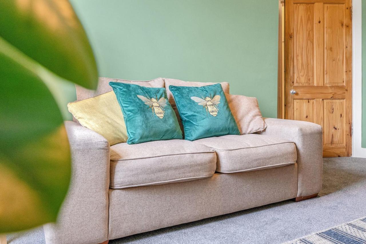 Bright And Quiet Edinburgh Home Экстерьер фото