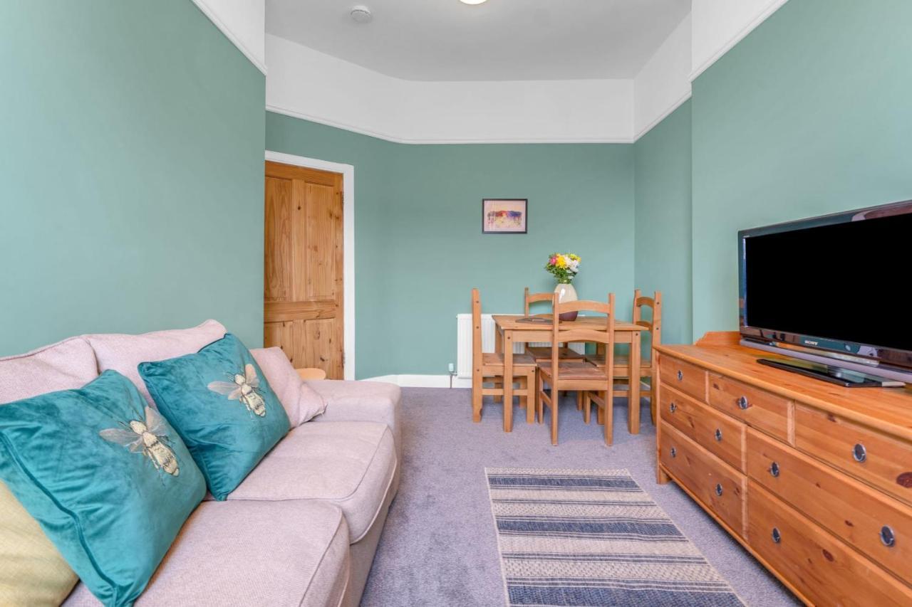 Bright And Quiet Edinburgh Home Экстерьер фото