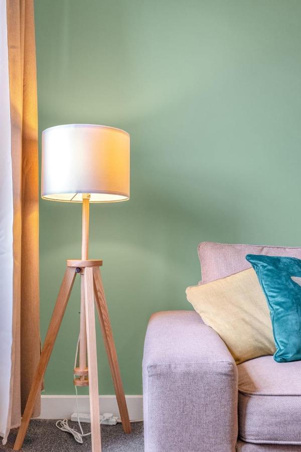 Bright And Quiet Edinburgh Home Экстерьер фото
